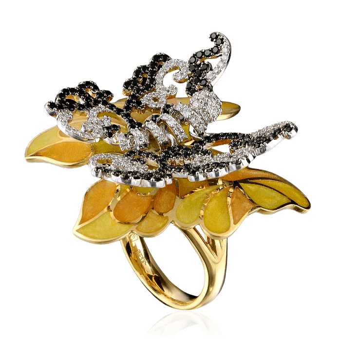 Кольцо Бабочка с белыми и черными бриллиантами в желтом золоте 750, фото № 1