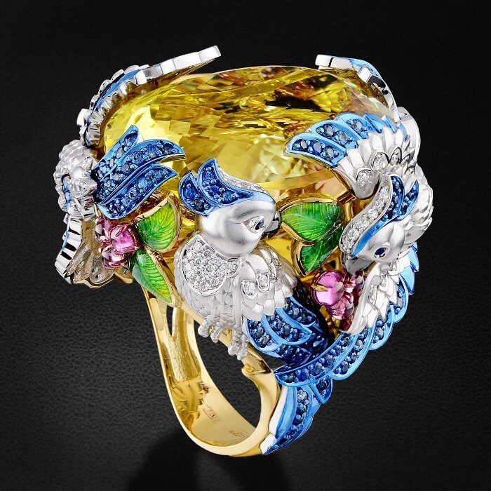 Кольцо Попугаи с цветными камнями, эмалью и бриллиантами в желтом и белом золоте 750 пробы, фото № 3