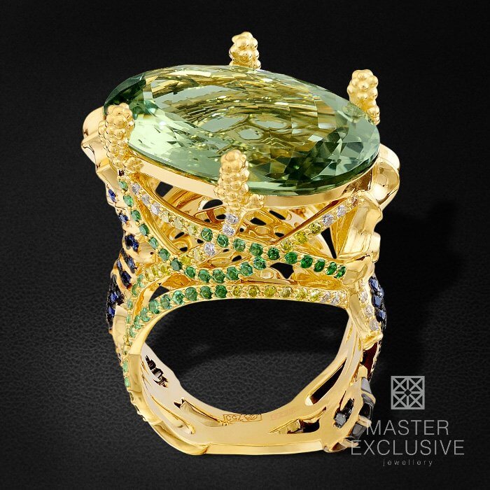 Кольцо с празиолитом, бриллиантами, тсаворитом, сапфиром из желтого золота 750 пробы, фото № 3