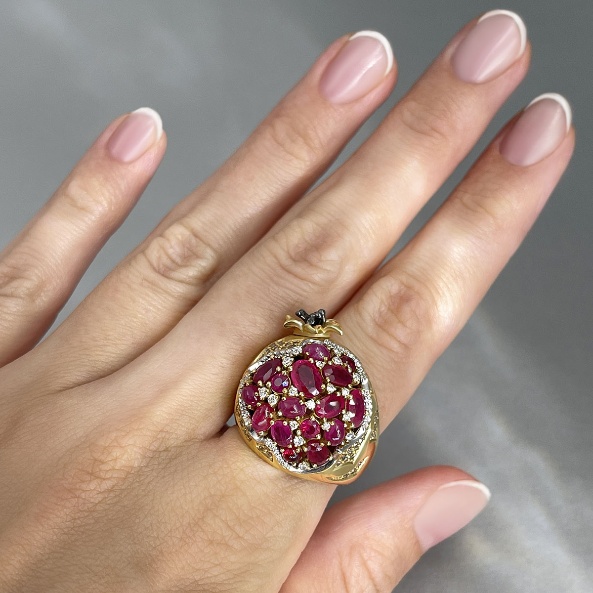 Кольцо Гранат с рубинами и бриллиантами в желтом золоте 750 пробы, фото № 4