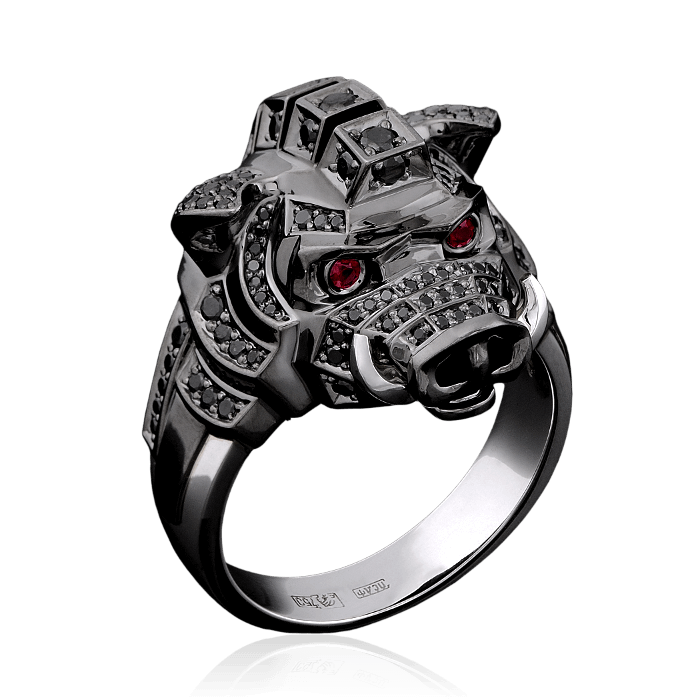 Мужское кольцо Кабан с черными бриллиантами, рубинами в черненом золоте 750 пробы, фото № 1