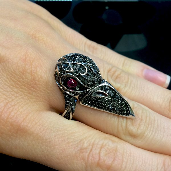 Кольцо Черный Ворон с черными бриллиантами и розовыми сапфирами в черненом золоте 750, фото № 2