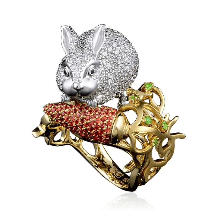 Кольцо Заяц с цветными камнями, бриллиантами в комбинированном золоте 750 пробы, фото № 1