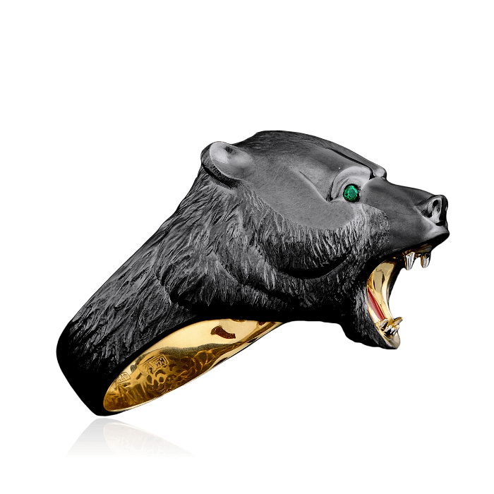Мужское кольцо Медведь с изумрудами и эмалью в черненом и желтом золоте 750 пробы, фото № 4