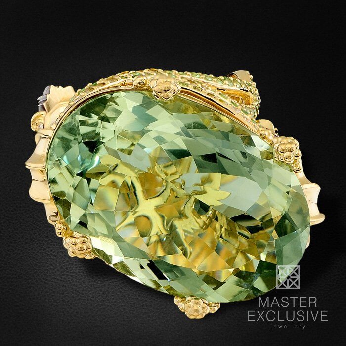 Кольцо с празиолитом, бриллиантами, тсаворитом, сапфиром из желтого золота 750 пробы, фото № 2