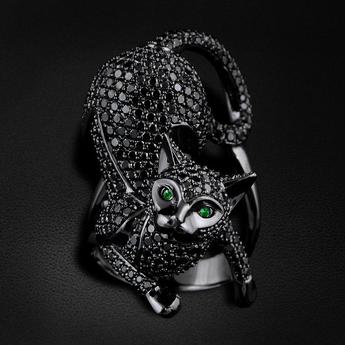 Кольцо Кошка с черными бриллиантами и тсаворитами в черненом золоте 750, фото № 2