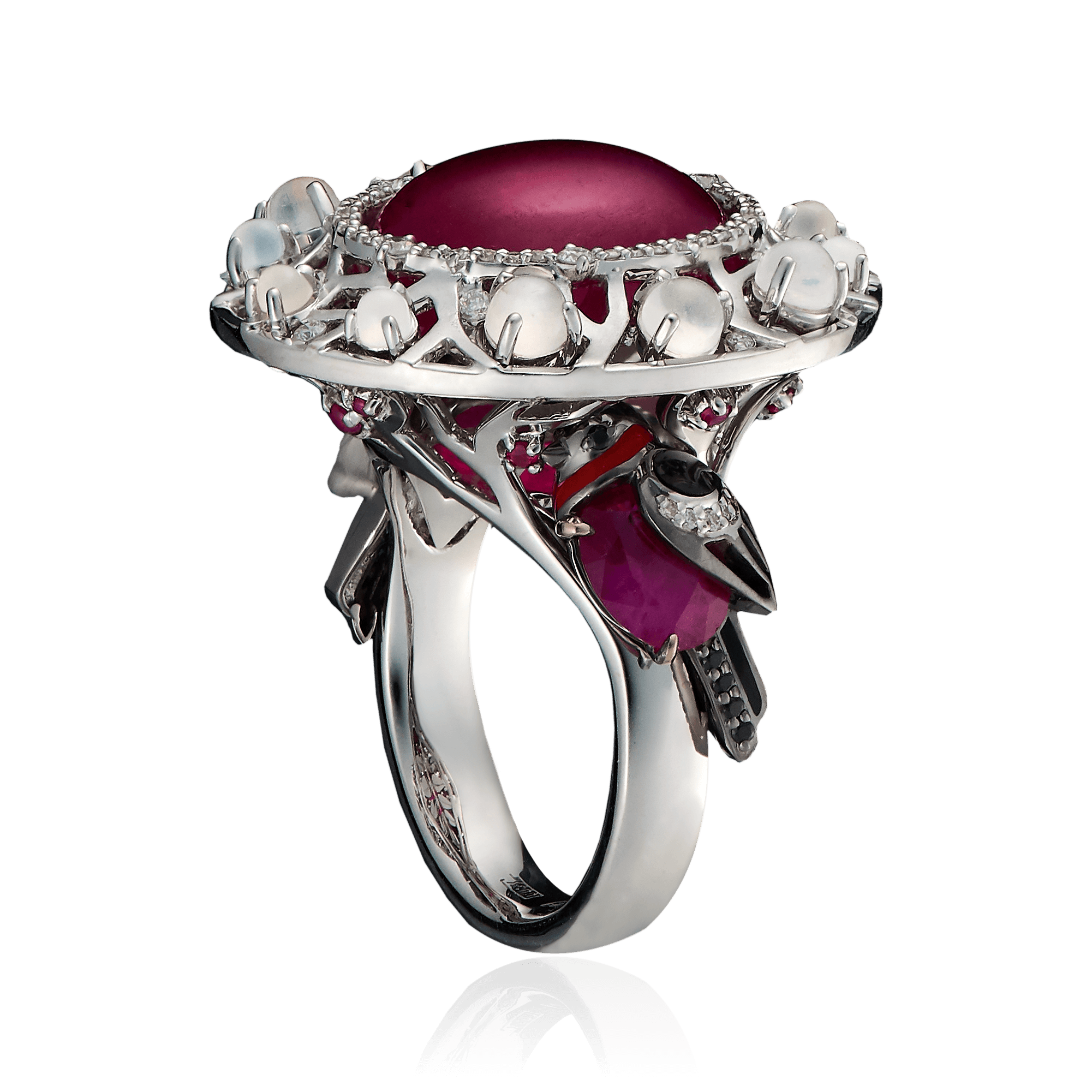 Кольцо с рубином, лунным камнем, цветными сапфирами, бриллиантами, эмалью из белого золота 750 пробы (арт. 99156)