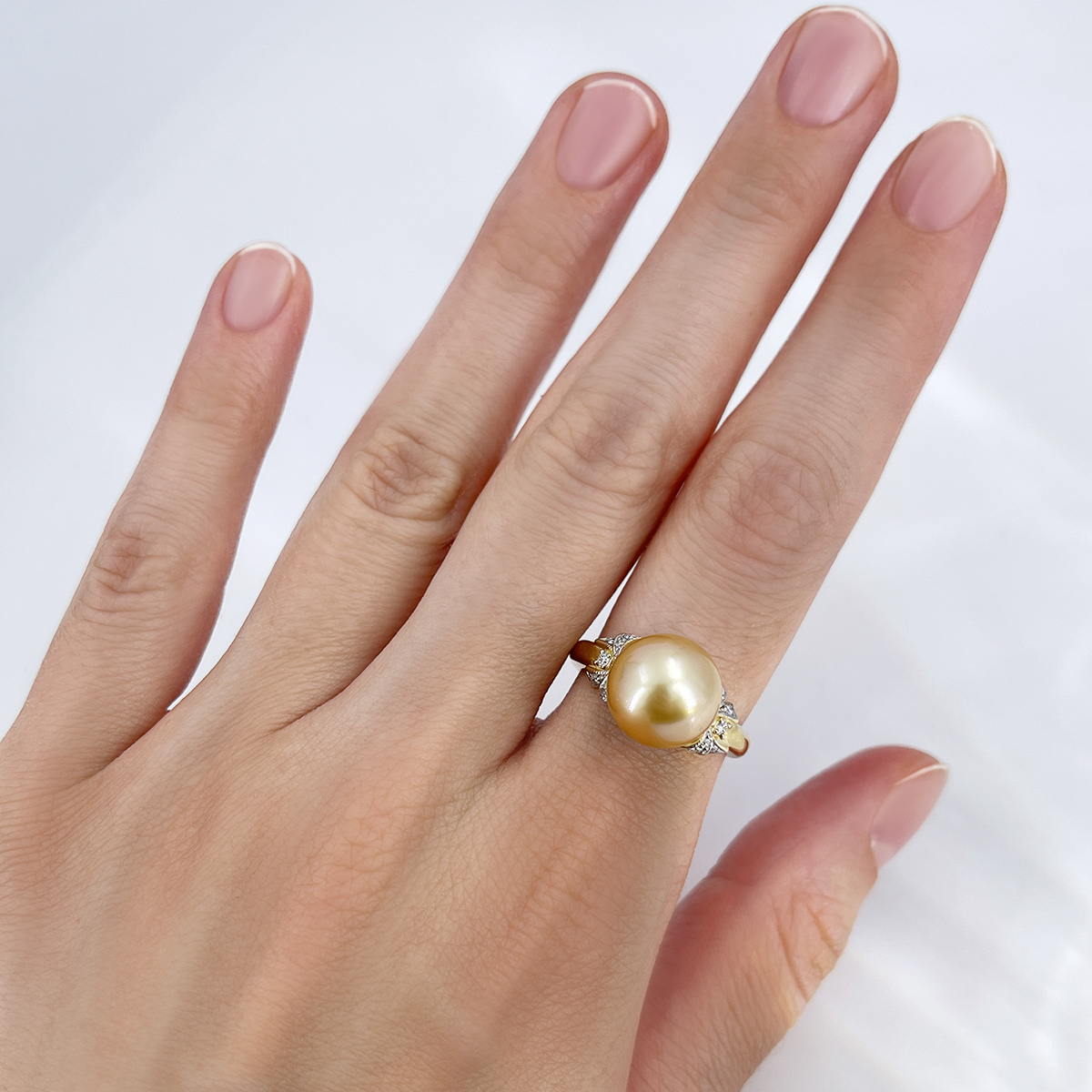 Кольцо с жемчугом, бриллиантами из желтого золота 585 пробы, фото № 4