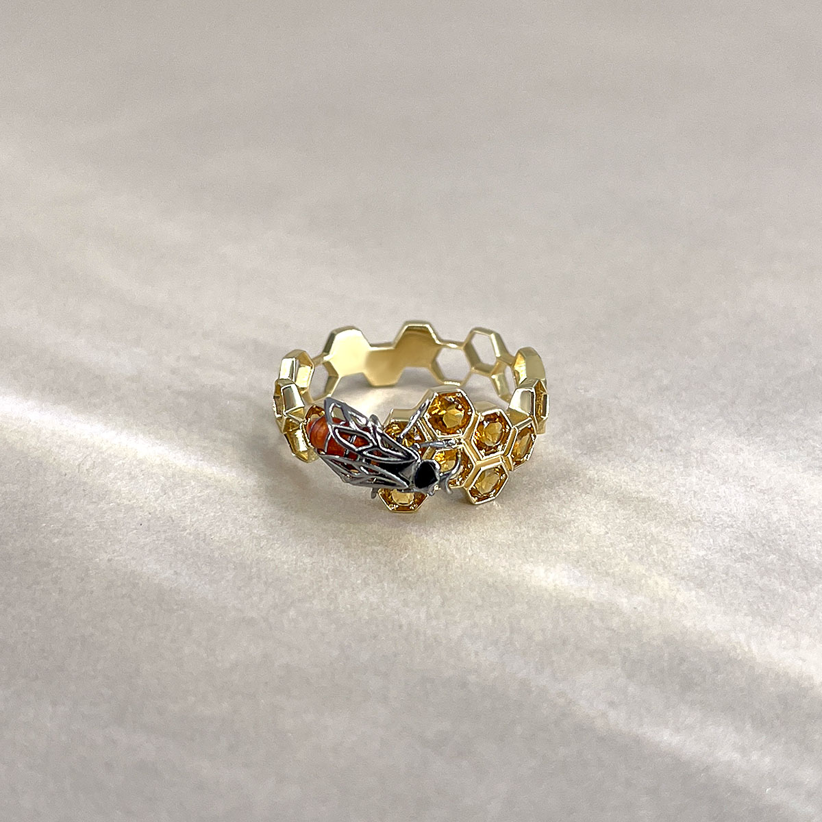 Кольцо Пчела с цитринами из комбинированного золота 585 пробы, фото № 2