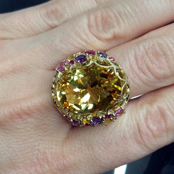 Кольцо с цитрином, бриллиантами, аметистом, рубином, сапфиром фантазийным из желтого золота 585 пробы, фото № 3