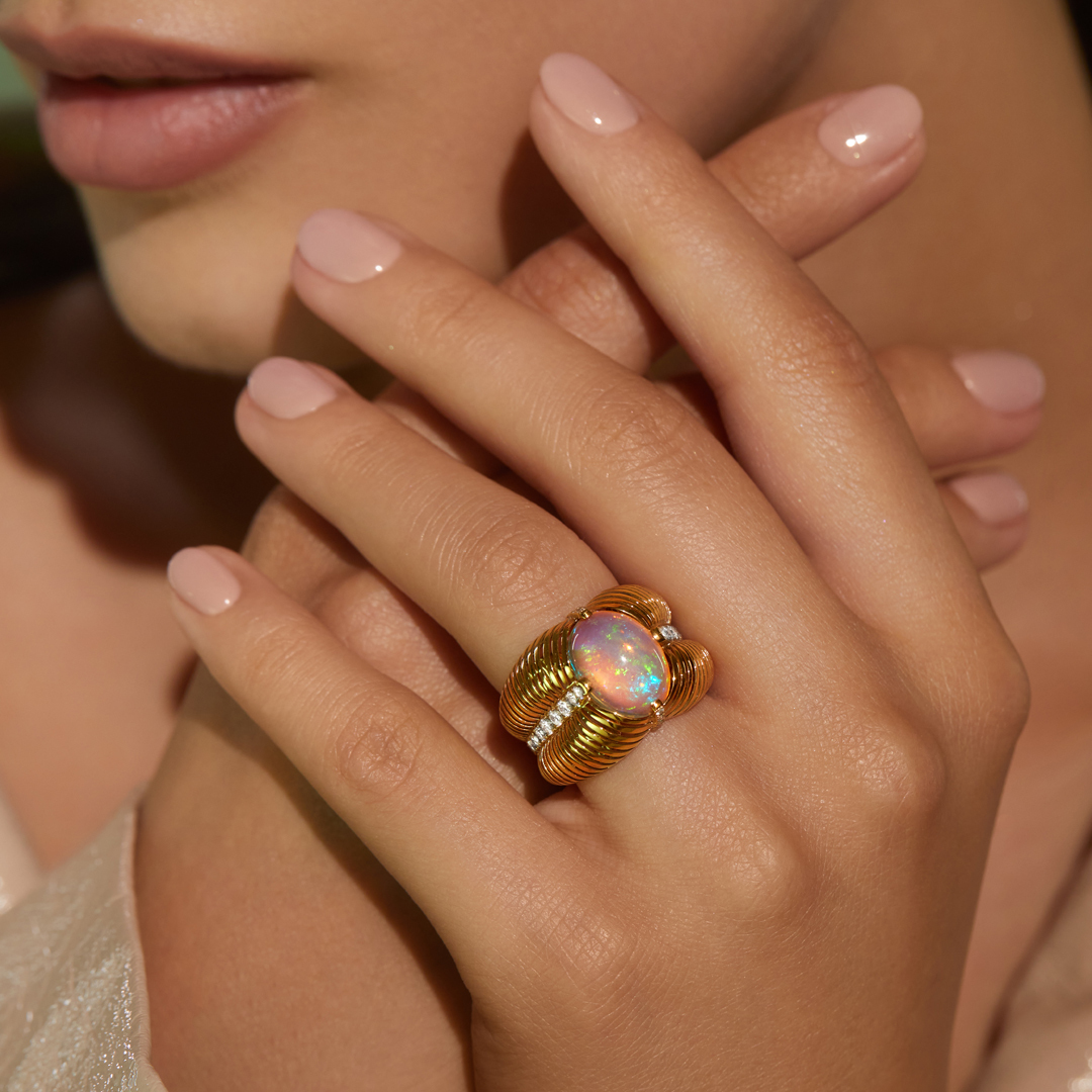 Кольцо с опалом, бриллиантами из желтого золота 750 пробы, фото № 6