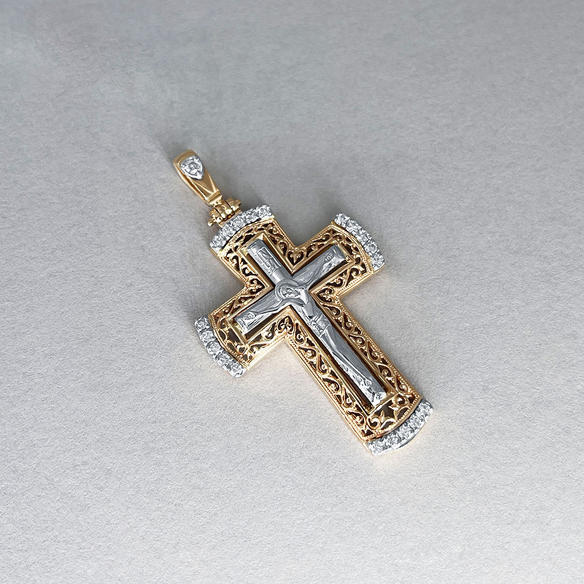 Крест с бриллиантами из красного и белого золота 585 пробы, фото № 2