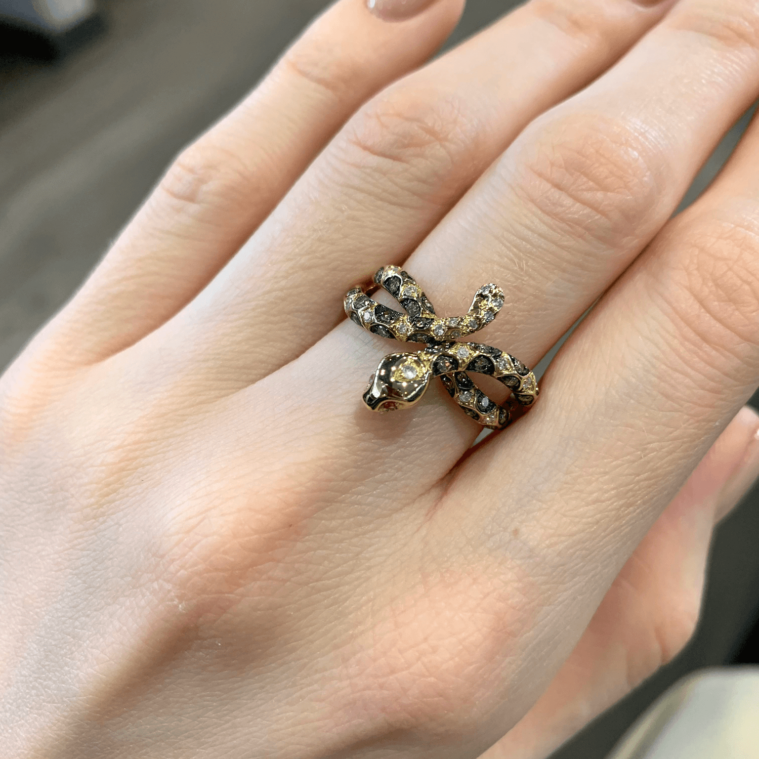Кольцо Змея с бриллиантами, сапфиром фантазийным из комбинированного золота 585, фото № 2