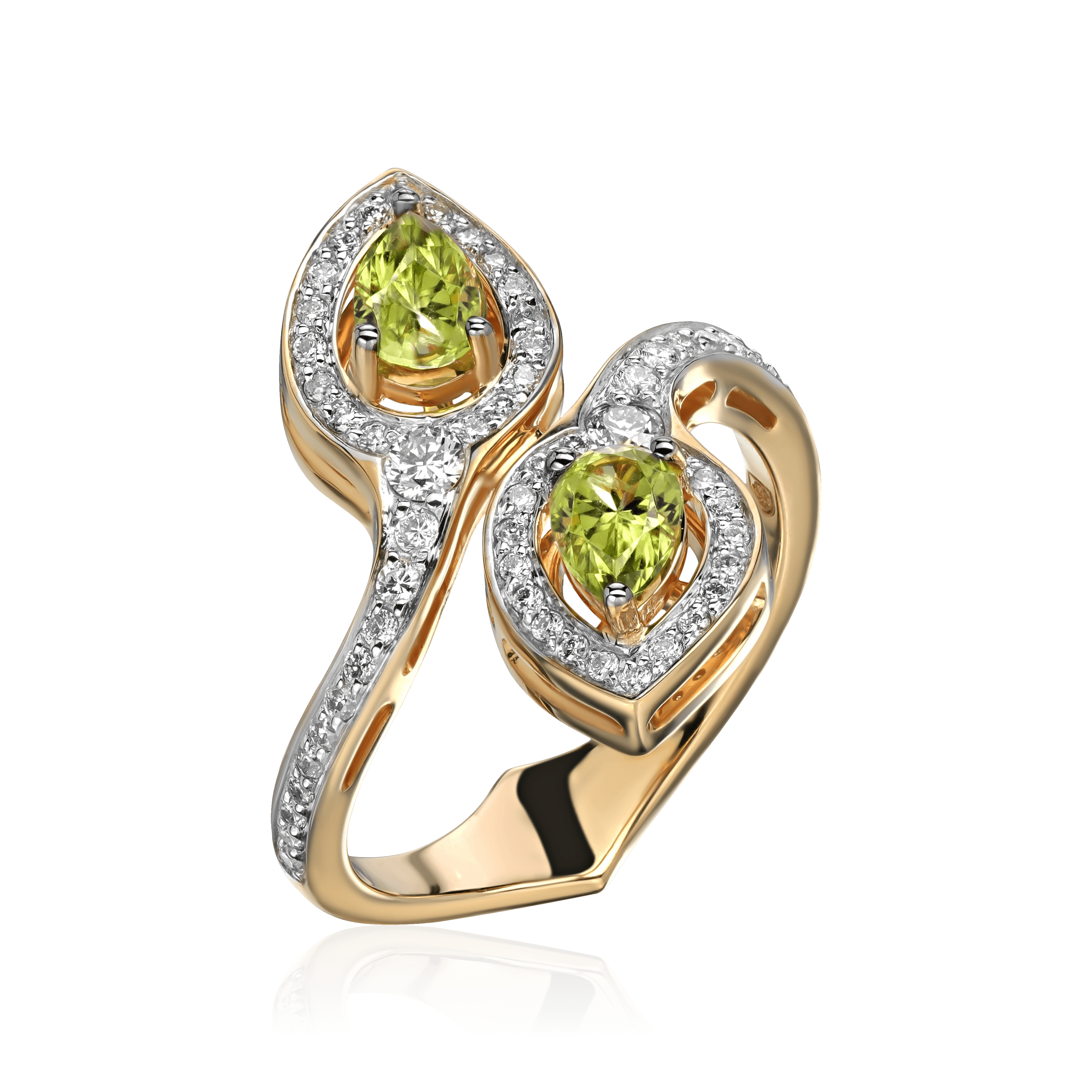Кольцо с хризолитом, бриллиантами из желтого золота 585 пробы (арт. 104292)