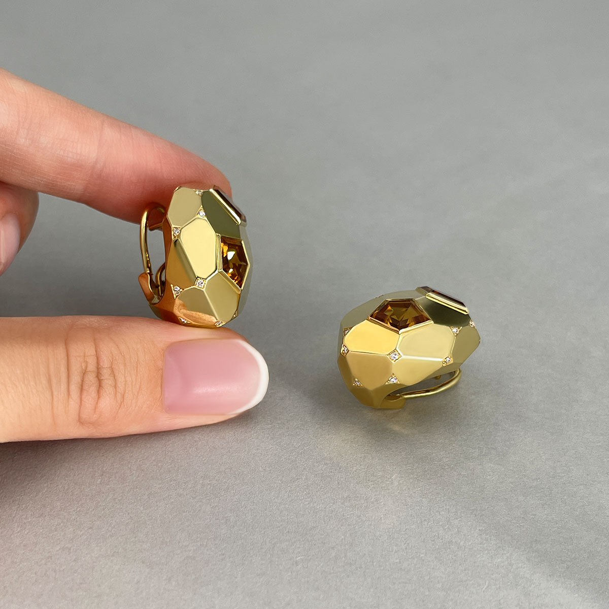 Серьги с цитрином, бриллиантами из желтого золота 750 пробы, фото № 4