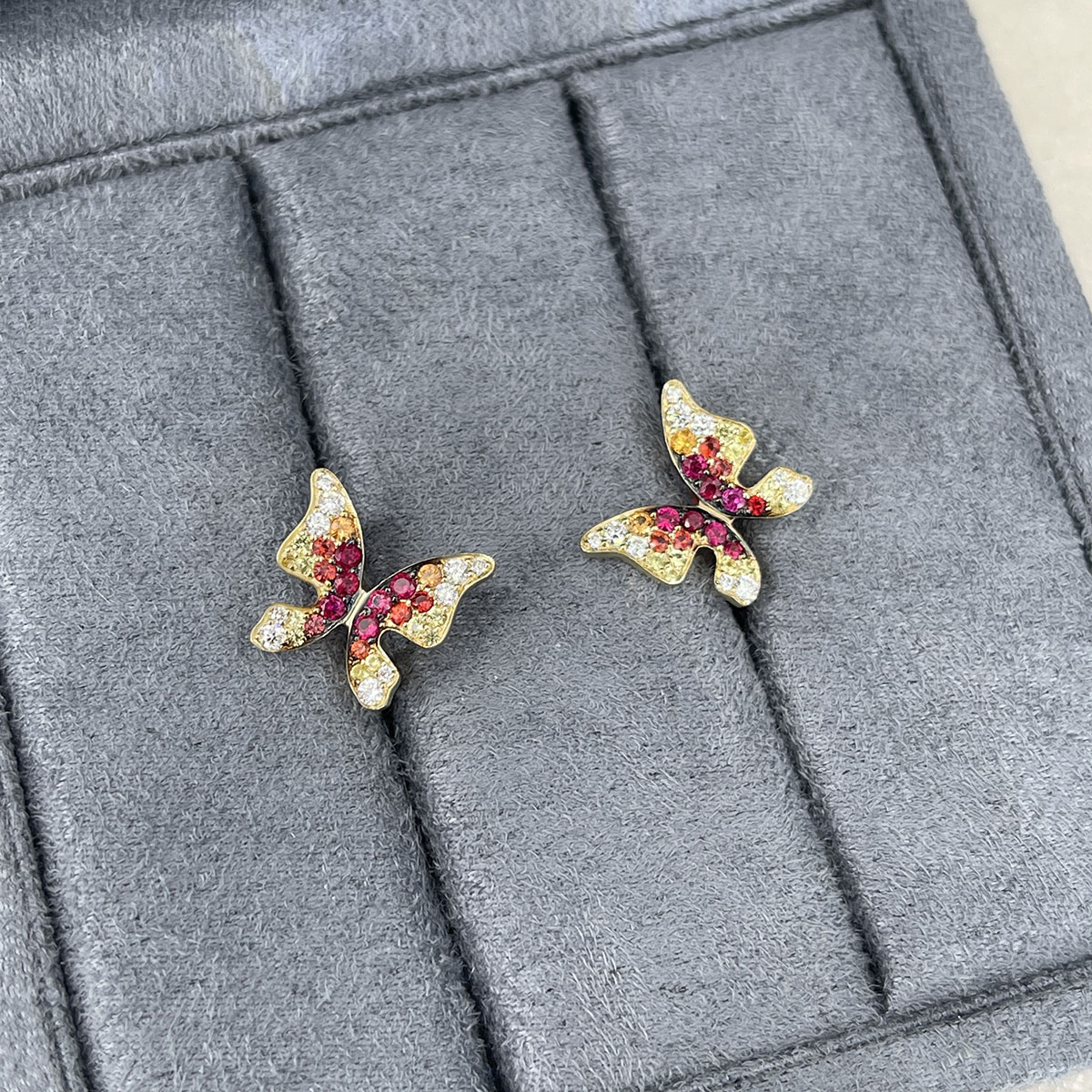 Серьги бабочки с рубином, сапфиром, бриллиантами из желтого золота 585 пробы, фото № 2
