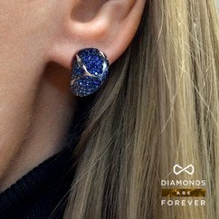 Серьги с россыпью сапфиров в белом золоте 750 пробы (арт. 34643)