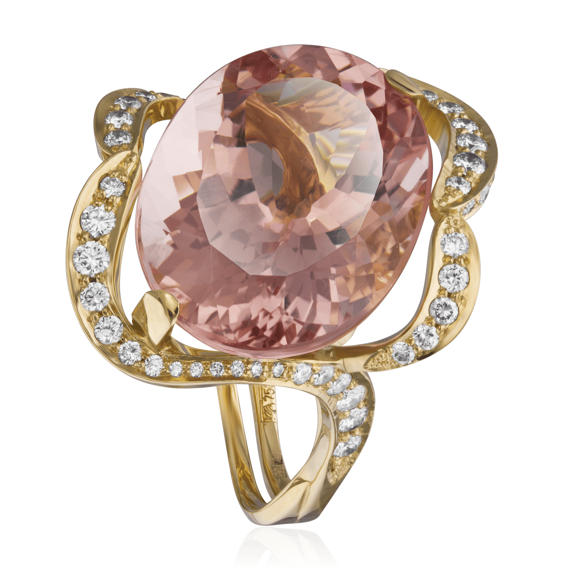 Кольцо с морганитом, бриллиантами из желтого золота 750 пробы (арт. 90846)