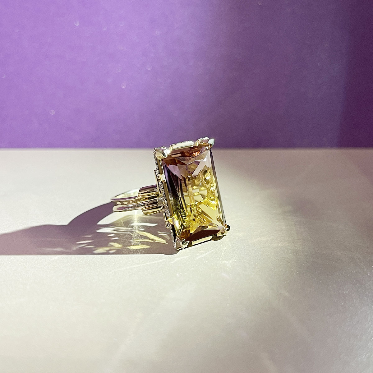 Кольцо с аметрином, бриллиантами из желтого золота 585 пробы, фото № 3