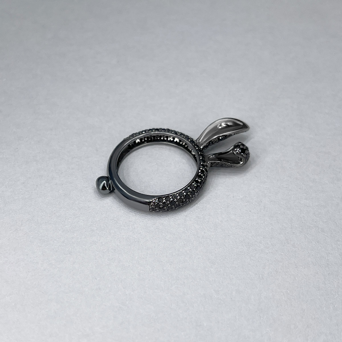 Кольцо Зайчик с бриллиантами из белого золота 750 пробы, фото № 2