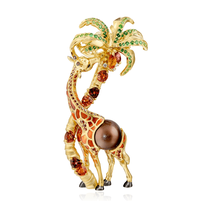 Подвеска-брошь Жираф с жемчугом, цветными камнями и бриллиантами из желтого золота 750 пробы-38747 (арт. 38747)