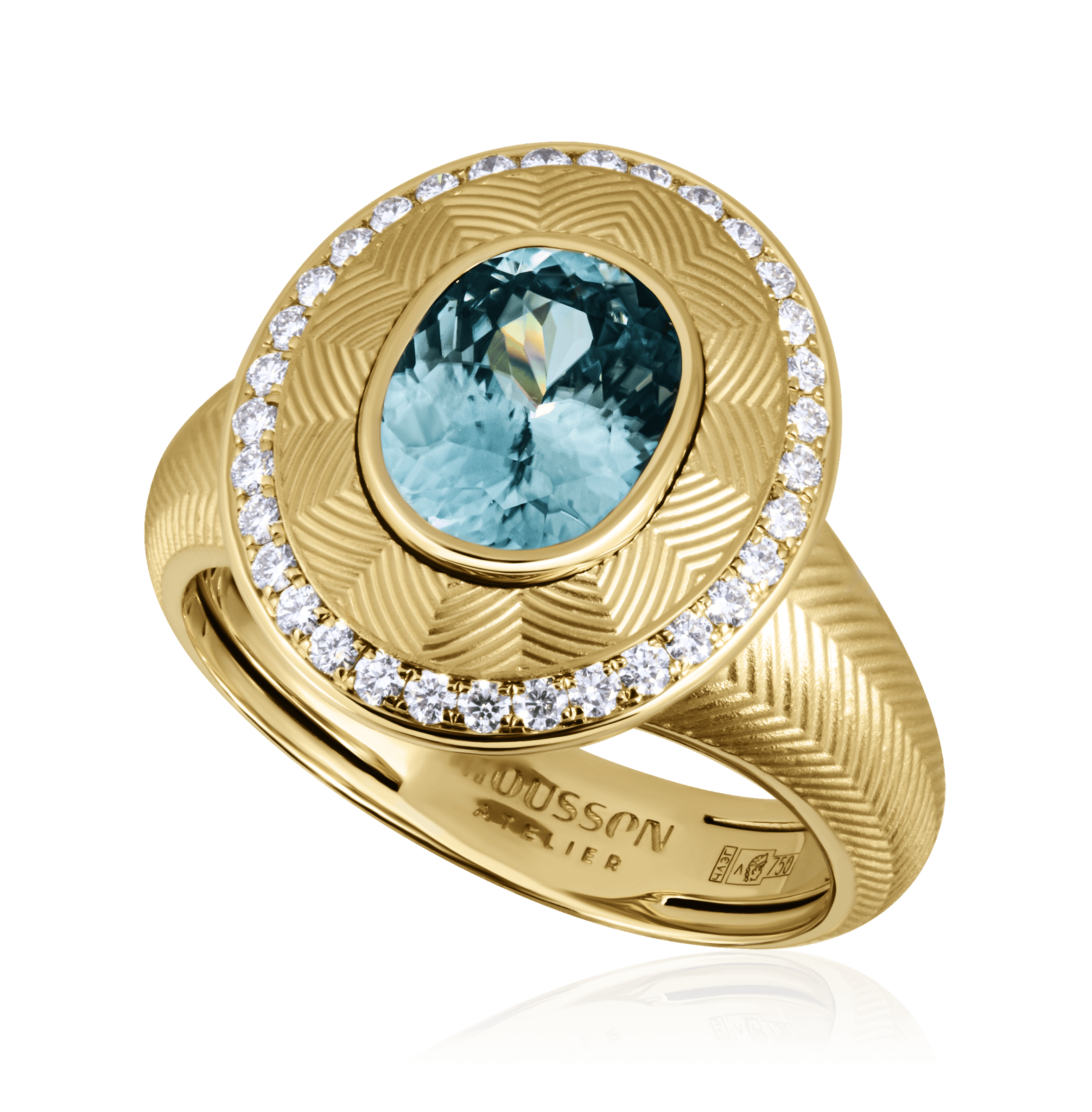 Кольцо с цирконом, бриллиантами из желтого золота 750 пробы (арт. 90597)