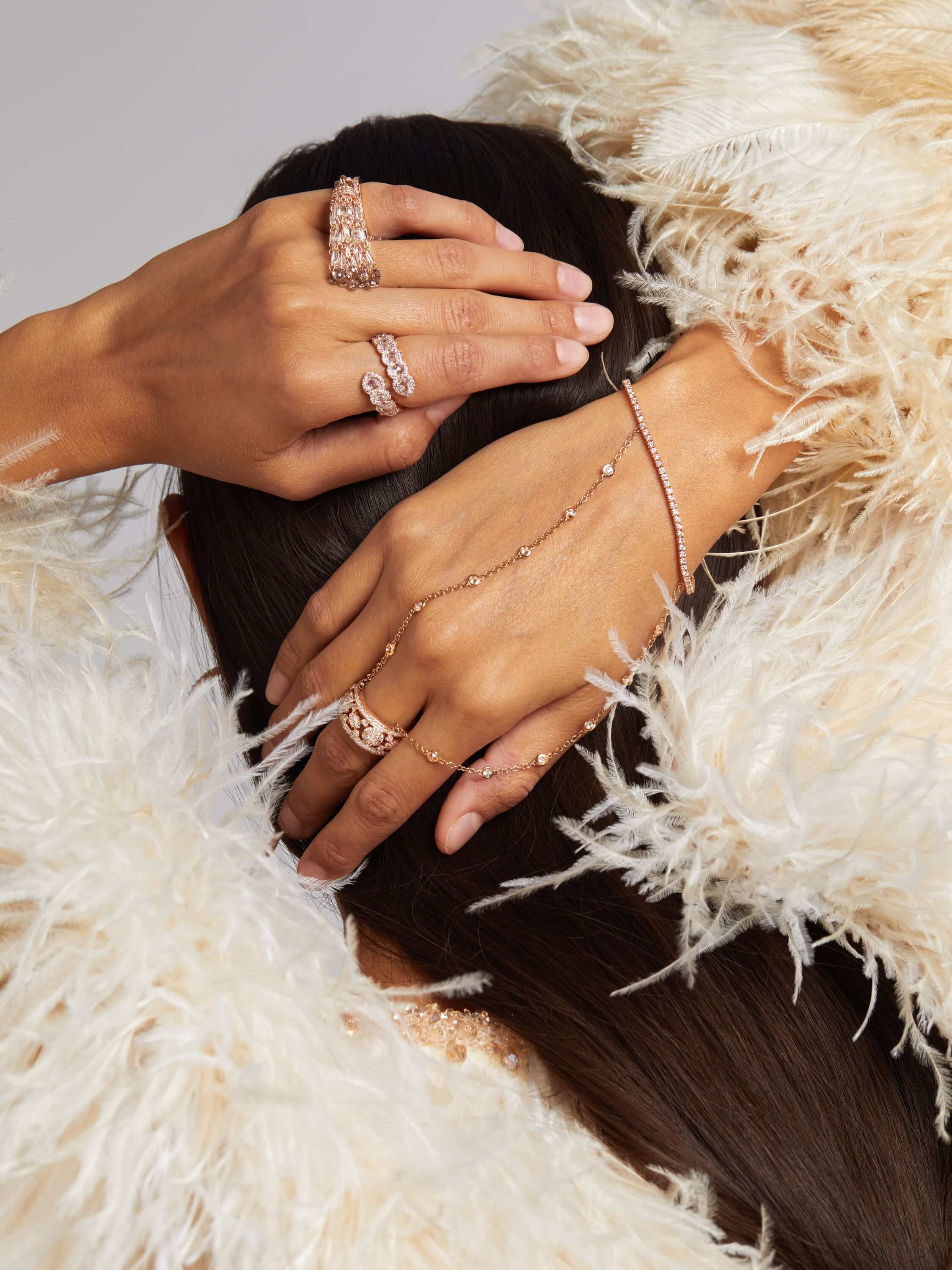 Браслет-кольцо с бриллиантами из розового золота 750, фото № 3