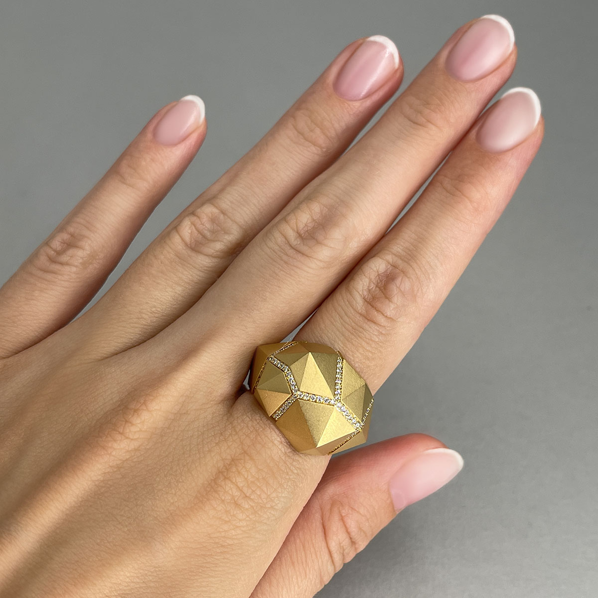 Кольцо с бриллиантами из желтого золота 750, фото № 5