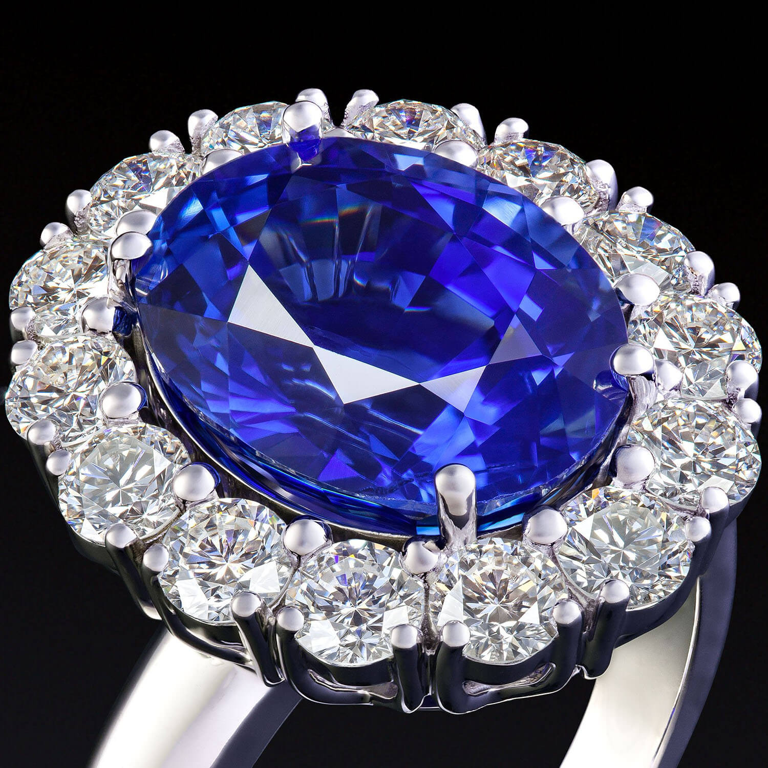 Кольцо с сапфиром Royal Blue, бриллиантами из белого золота 750 пробы, фото № 4