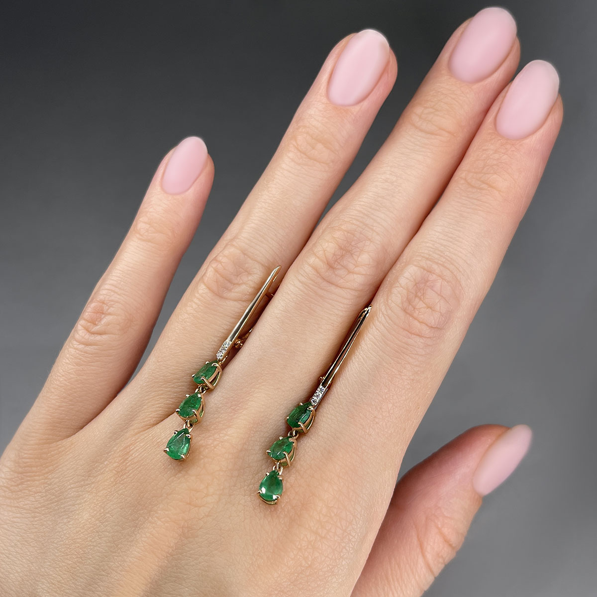 Серьги с бриллиантами, изумрудом из красного золота 585 пробы, фото № 3