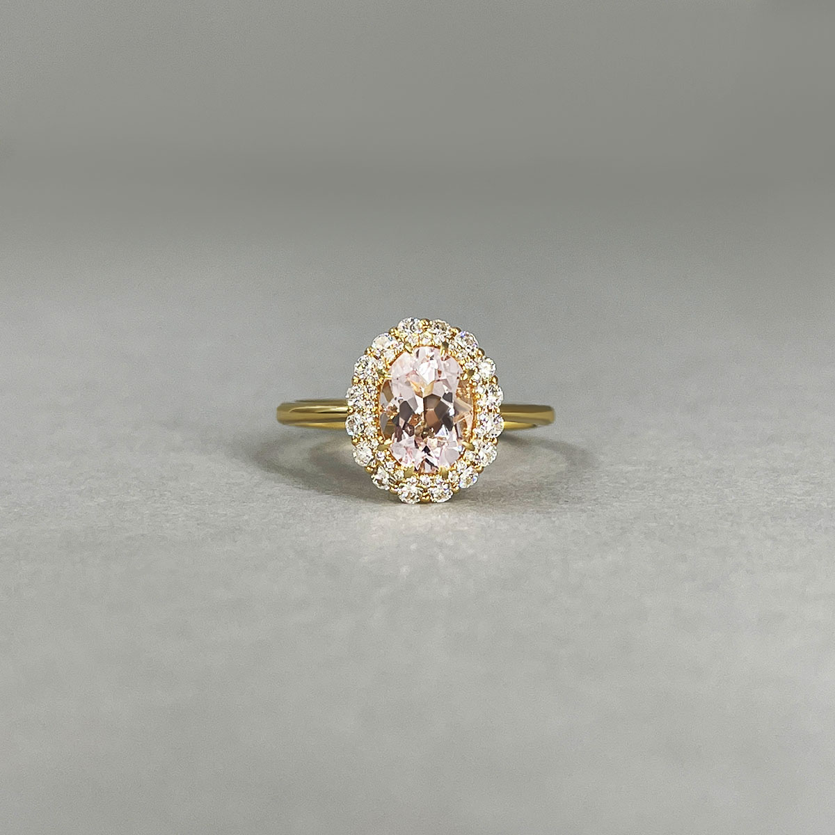 Кольцо с морганитом, бриллиантами из желтого золота 750 пробы, фото № 3