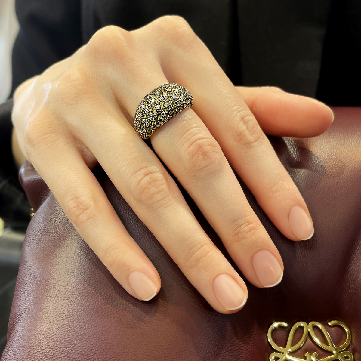 Кольцо с коньячными бриллиантами, бриллиантами, цветными сапфирами из желтого золота 585, фото № 2