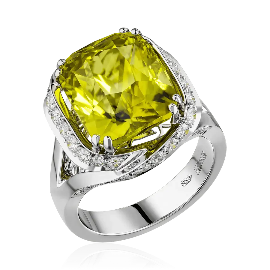 Кольцо с хризобериллом, бриллиантами из белого золота 750 пробы, фото № 1