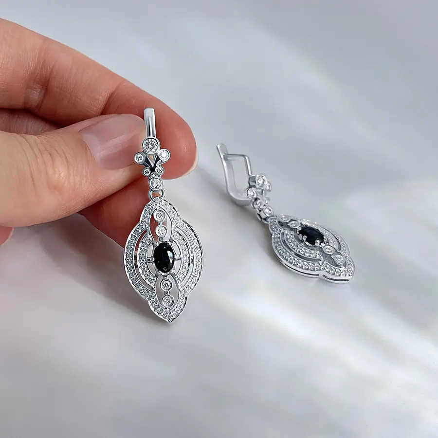 Серьги с сапфирами и бриллиантами из белого золота 585 пробы, фото № 4