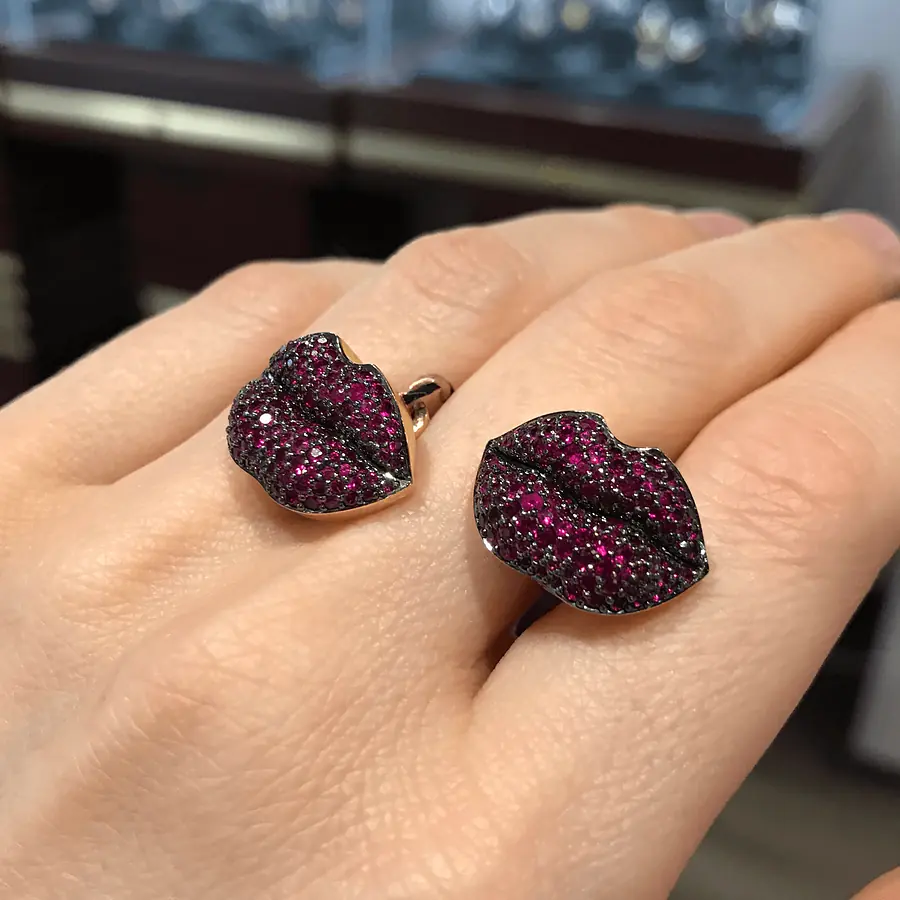 Серьги Губы с рубинами в желтом золоте 750 пробы, фото № 2