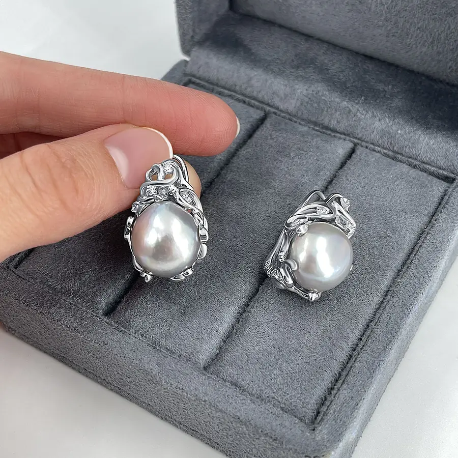 Серьги с бриллиантами, жемчугом из белого золота 585 пробы, фото № 3