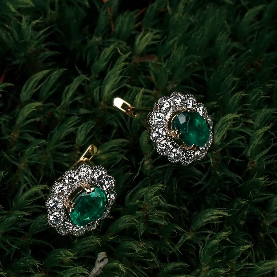 Серьги с изумрудом, бриллиантами из желтого золота 750 пробы, фото № 4