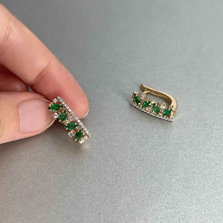 Серьги с бриллиантами, изумрудом из красного золота 585 пробы, фото № 4