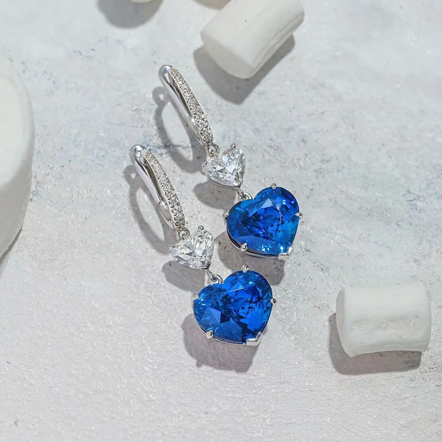Серьги с сапфирами, бриллиантами из белого золота 750 пробы, фото № 1