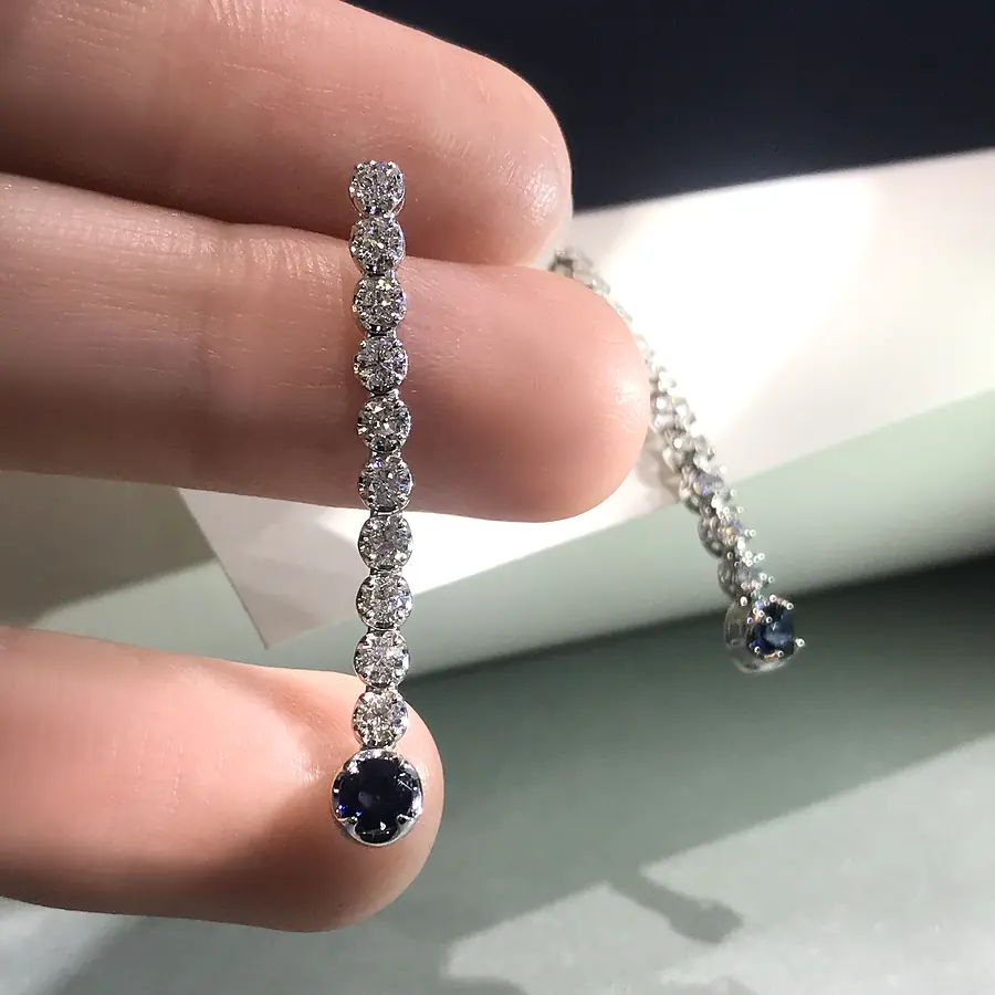 Серьги с сапфирами , бриллиантами из белого золота 750 пробы, фото № 4