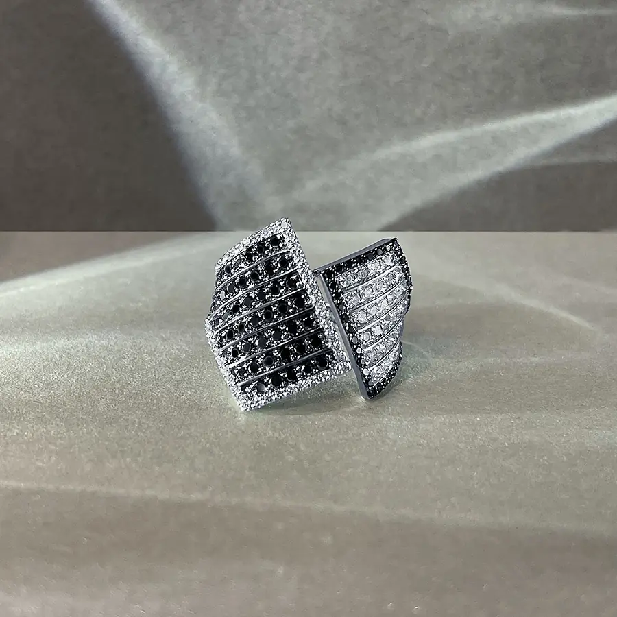 Кольцо с бриллиантами из белого золота 585, фото № 2